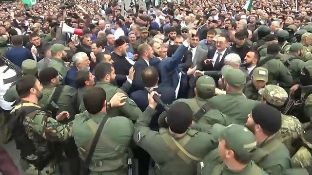 Беспорядки из-за границы