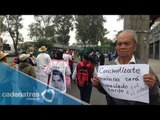 Capitalinos se solidarizan con caravana 43 por 43 que llegó al Zócalo