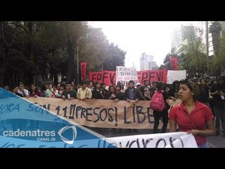 Llega marcha a la PGR para exigir liberación de detenidos el #20NovMx