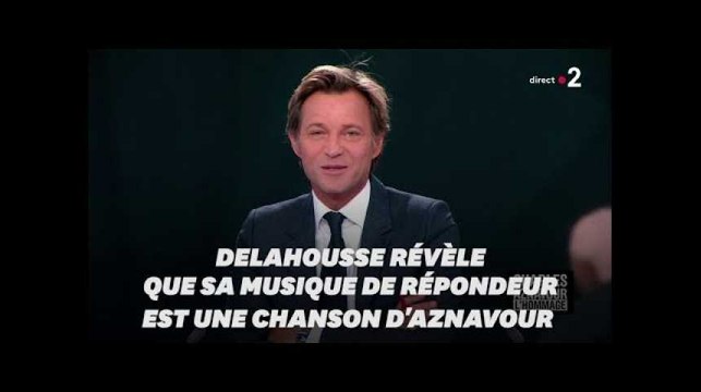 Pendant l'hommage à Aznavour, Delahousse révèle un détail personnel lié à Emmenez-moi