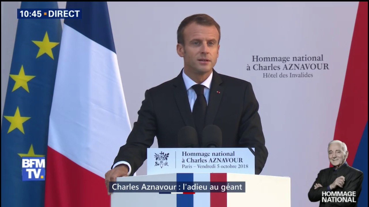 Hommage national: "Ses chansons furent pour des millions de personnes un baume, un remède, un réconfort", dit Emmanuel Macron