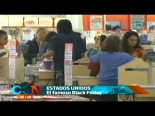 Miles de personas disfrutan y gastan su dinero en el Black friday en EU