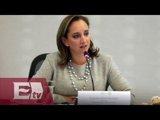 Padres de los 43 se reúnen con la canciller Claudia Ruiz Massieu / Yuriria Sierra