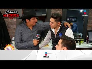 ¡Banda La Ejecutiva le hace de peluqueros! | Sale el Sol