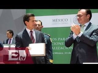 Peña Nieto anuncia acciones para reducir el empleo informal/ Vianey Esquinca