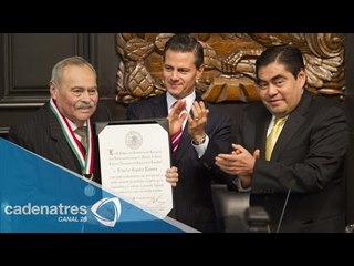 Senado entrega Medalla Belisario Domínguez al poeta Eraclio Zepeda