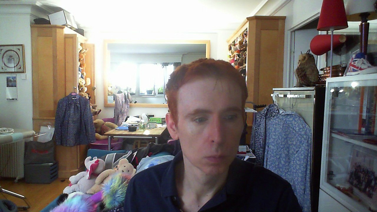 Wiwi égratigne "my love" de Petula Clark