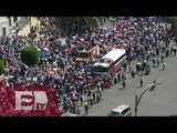 Maestros de la CNTE marchan rumbo a Los Pinos/ Yuriria Sierra