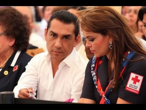 Congelan cuentas bancarias de los Abarca