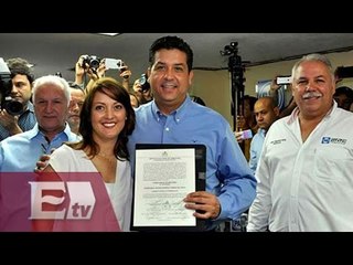 Entregan constancia de gobernador a Cabeza de Vaca / Enrique Sánchez