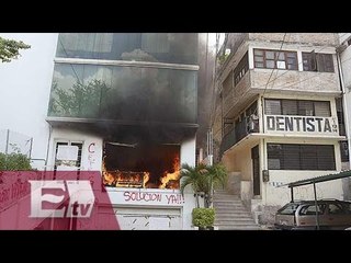 Ceteg ataca e incendia oficinas educativas en Chilpancingo, Guerrero/ Hiram Hurtado