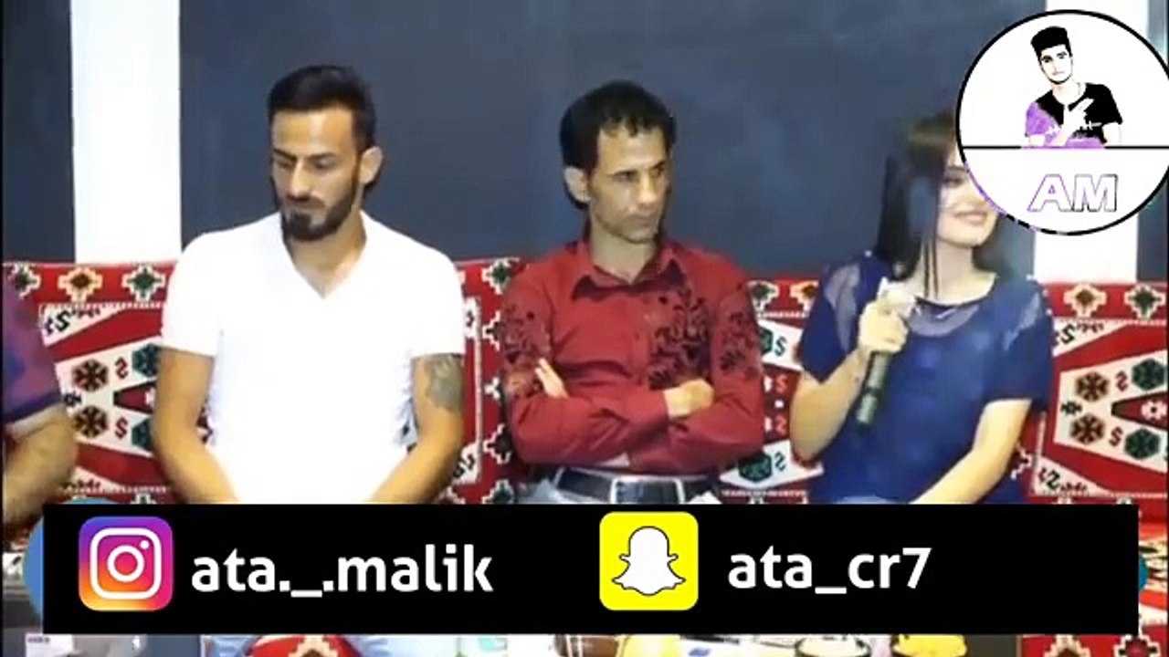 تەماشای ئەم کوڕە بکەن چی لە خەندە دەکات وبەزمی زۆر قۆڕ دەکات 
