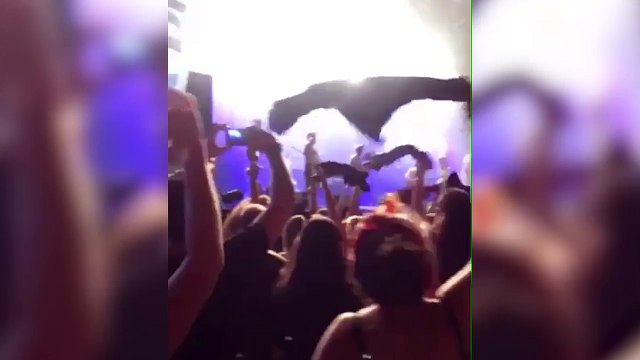 La ANC invita a padres a ir con sus hijos a un concierto en el que los cantantes piden al público desnudarse