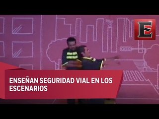 Autoridades capitalinas presentan obra de teatro de educación vial