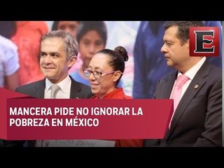 Mancera entrega 15 MDP a sectores vulnerables