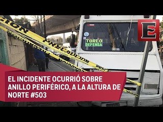 Microbús se impacta contra vivienda en la Miguel Hidalgo