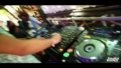 Booka Booka ft Deborah De Luca﻿