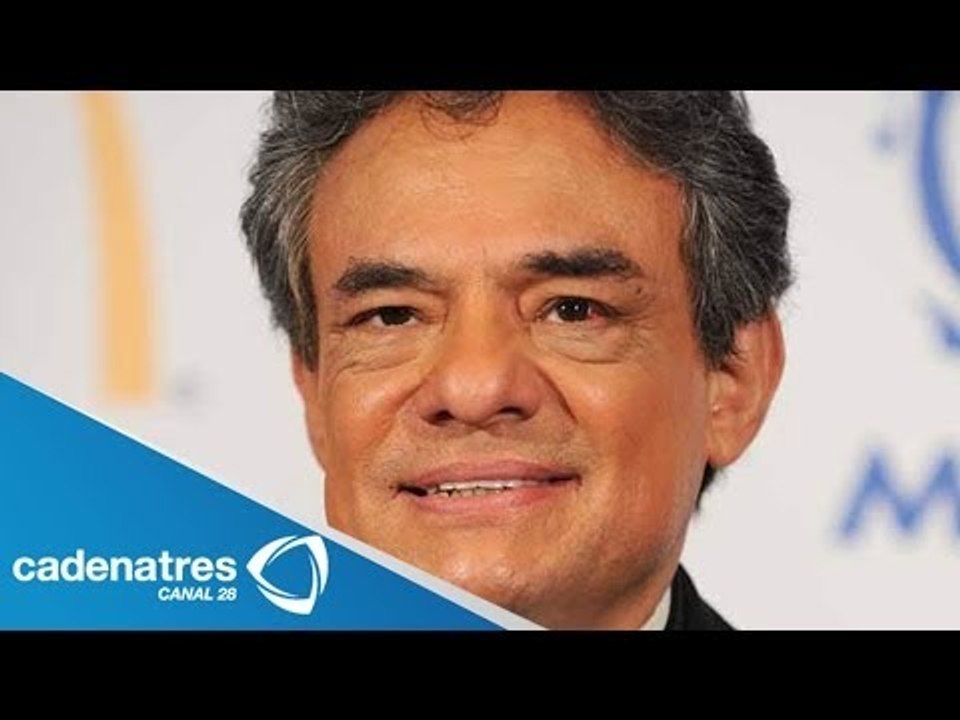 José José recibe reconocimiento por 50 años de trayectoria artística