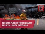 Normalistas incendian camiones de pasajeros en Michoacán