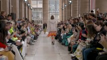 Paris Fashion Week : défilé Christian Wijnants prêt-à-porter printemps-été 2019
