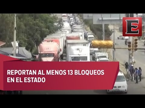 Integrantes de la CNTE toman dos casetas de peaje en Oaxaca