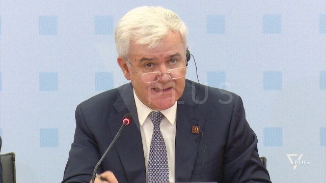 Ministri i brendshëm Xhafaj reagon për ngjarjen ne ish-bllok - News, Lajme - Vizion Plus