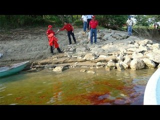 Derrame de crudo afecta el suministro de agua potable en Villahermosa