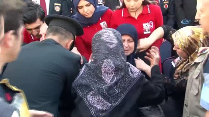 Şehit Uzman Çavuş Ömer Yiğit Ulus son yolculuğuna uğurlanıyor