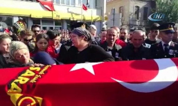 Şehit Uzman Çavuş Ömer Yiğit Ulus son yolculuğuna uğurlanıyor