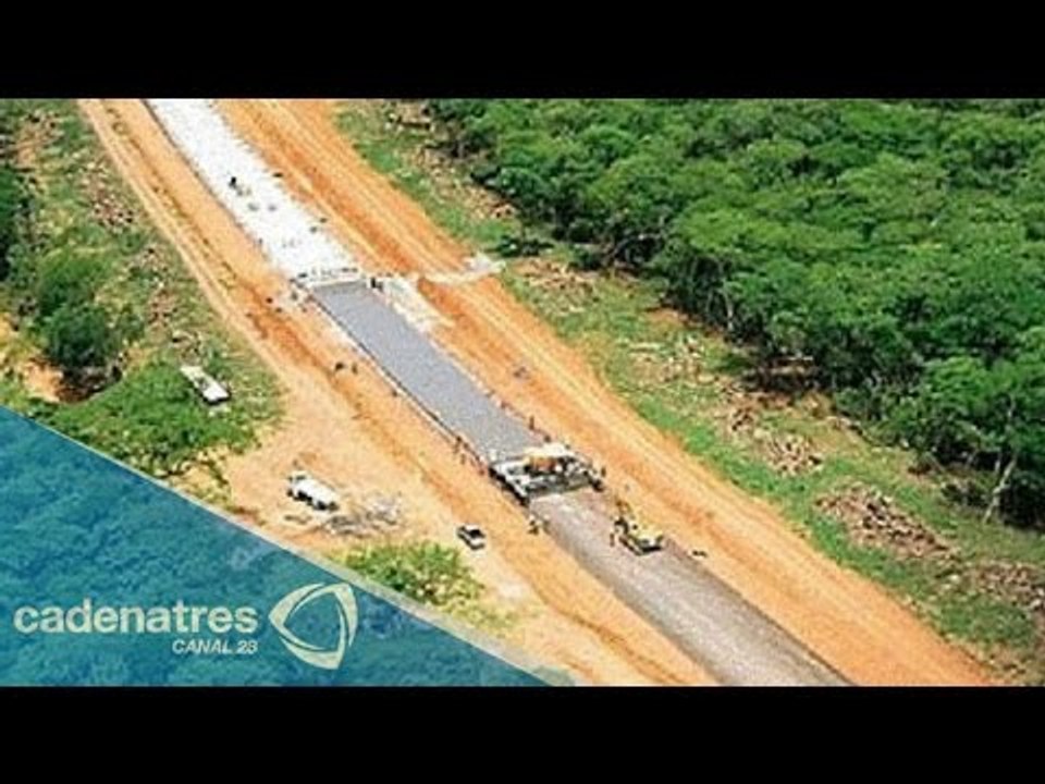 Autobús de pasajeros cae por agujero en carretera de Brasil