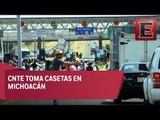Maestros toman las casetas sobre la autopista siglo XXI, en Michoacán