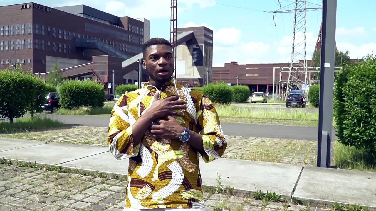 Übliche Momente im Ramadan ⎮ mit Franky -  Younes jones