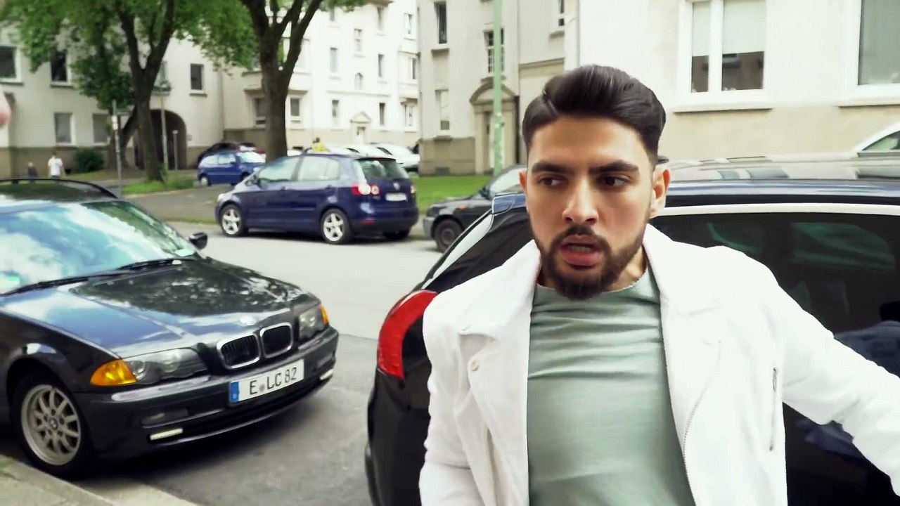 DIE  SPORTS - FREUNDE ⎮ Younes jones