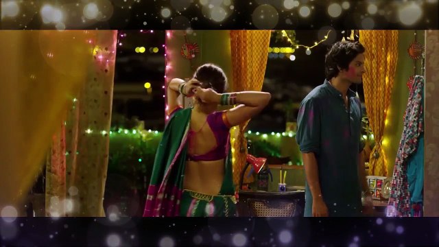 Rhea Chakraborty Hott kissing scene __ Sonali cable