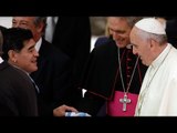 Maradona visita al papa Francisco en El Vaticano