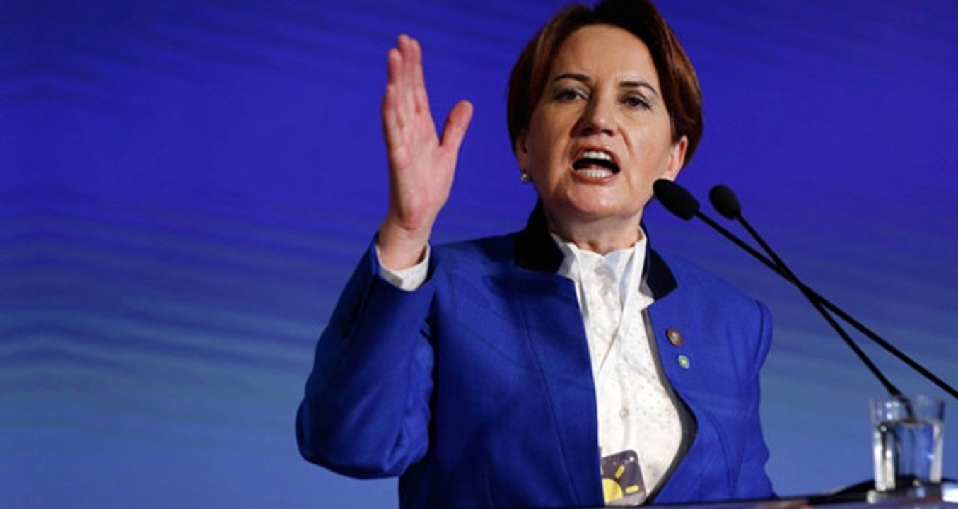 Son Dakika! Meral Akşener'in Evinin Önünde Prot...