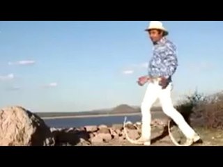 Candidato del PAN pide votos a ritmo de música tribal