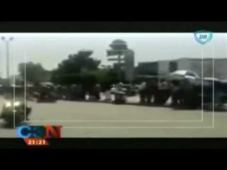 VIDEO: Policía atropella a 5 personas en  desfile de las Batallas de Celaya