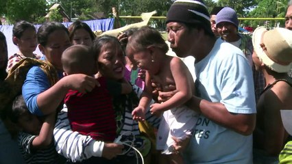 Terremoto na Indonésia: casal reencontra filho após uma semana