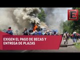 Normalistas de Michoacán se enfrentan con granaderos