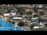 Brindan ayuda a afectados por derrumbe de casas en Tijuana