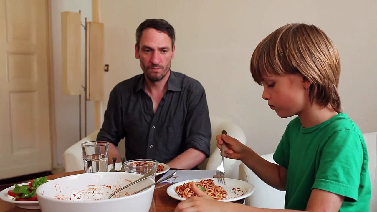 Trailer "Ich habe Dir nie erzählt, womit ich mein Geld verdiene"