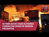 Incendio acaba con una fábrica de colchones en Iztapalapa