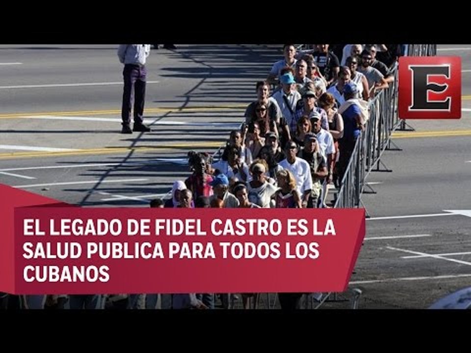 Miles de seguidores de Castro le rinden tributo en la Habana