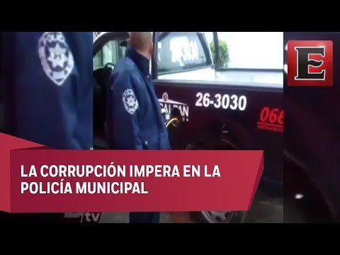 Policías de Naucalpan roban gasolina... ¡de sus propias patrullas!