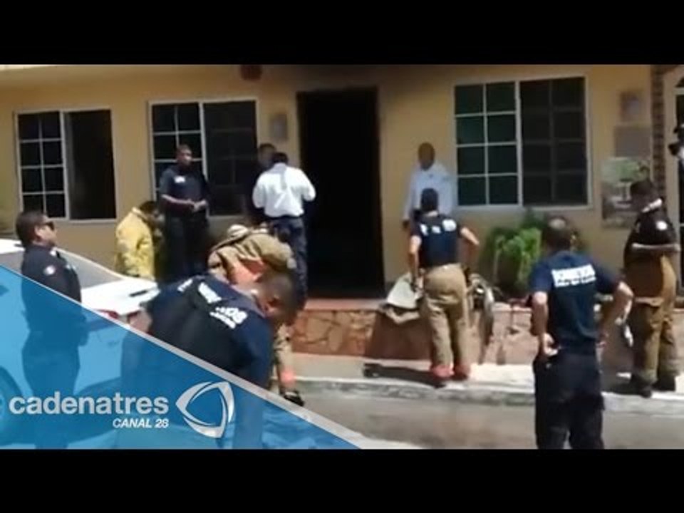 Bomberos de Cabo San Lucas sofocan incendio en hotel y los obligan a desnudarse