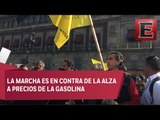 Militantes del PRD se manifiestan a las afueras de Palacio Nacional