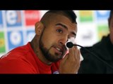 VIDEO: Arturo Vidal se disculpa llorando en conferencia de prensa