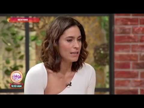 ¿Qué es el sexting y por qué lo hacen los adolescentes? | Sale el Sol