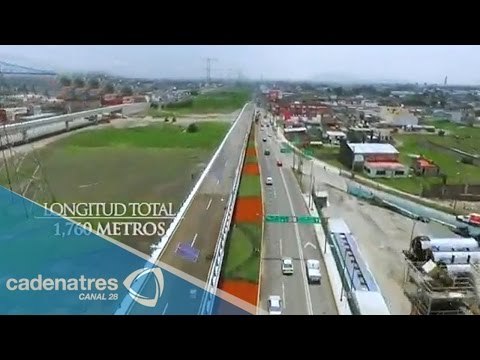 EPN inaugura distribuidor vial que conecta al DF con Toluca